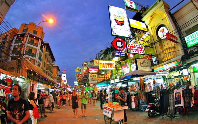 معنای خیابان خائوسان بانکوک چیست؟