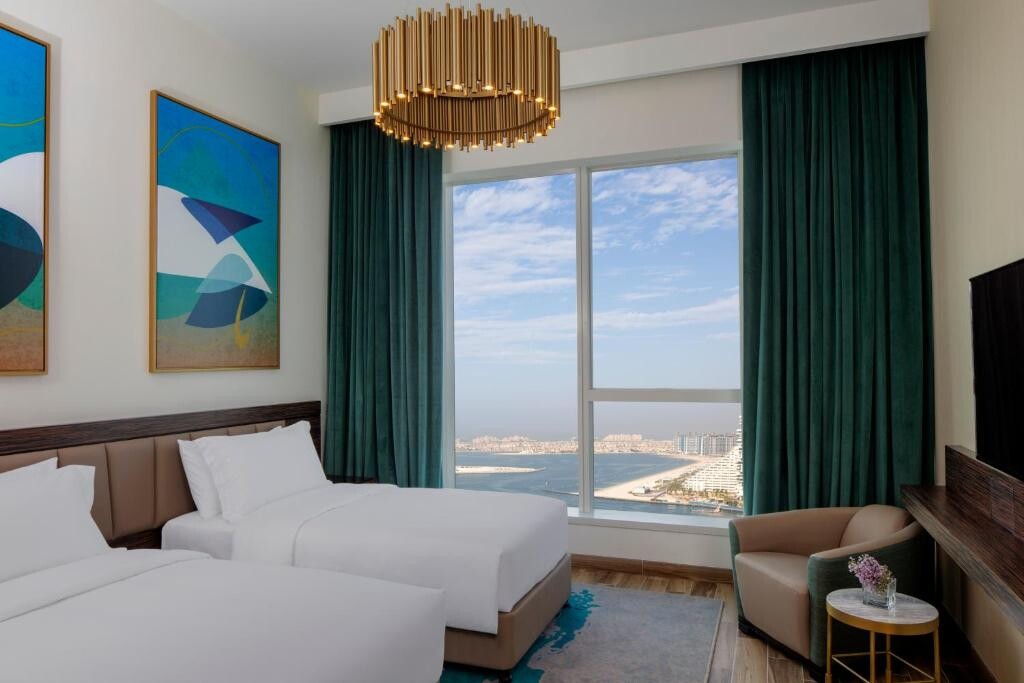 Avani Palm View Dubai Hotel