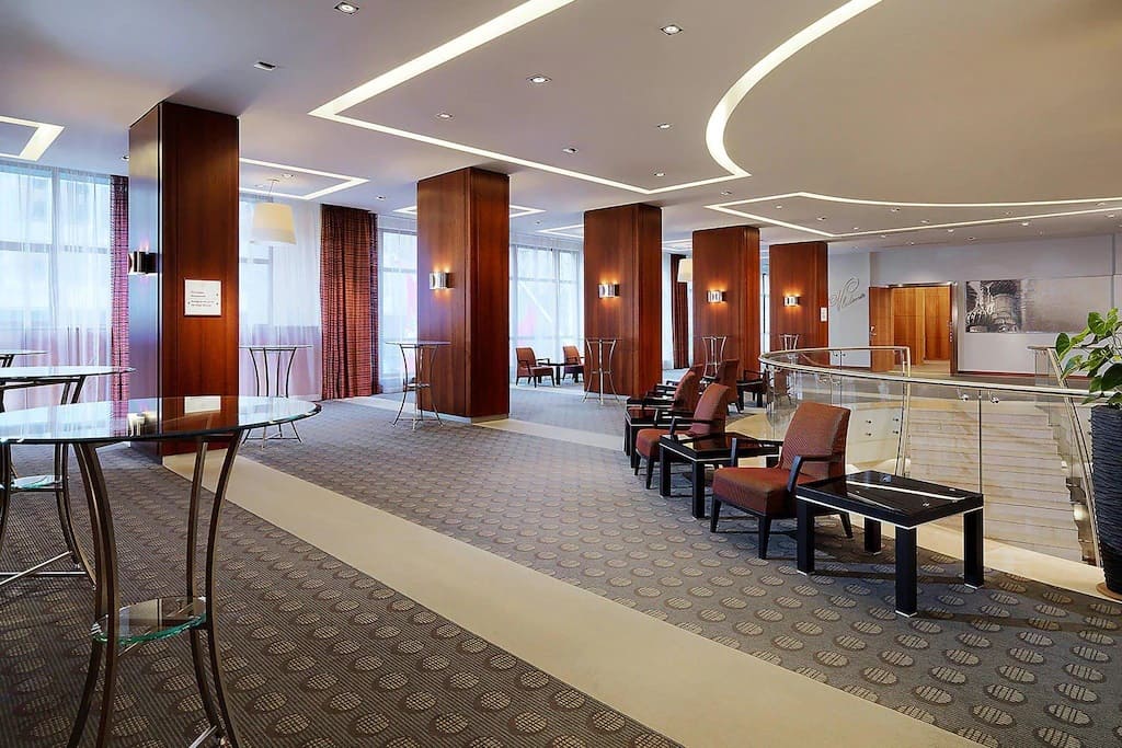 Sheraton Palace Hotel