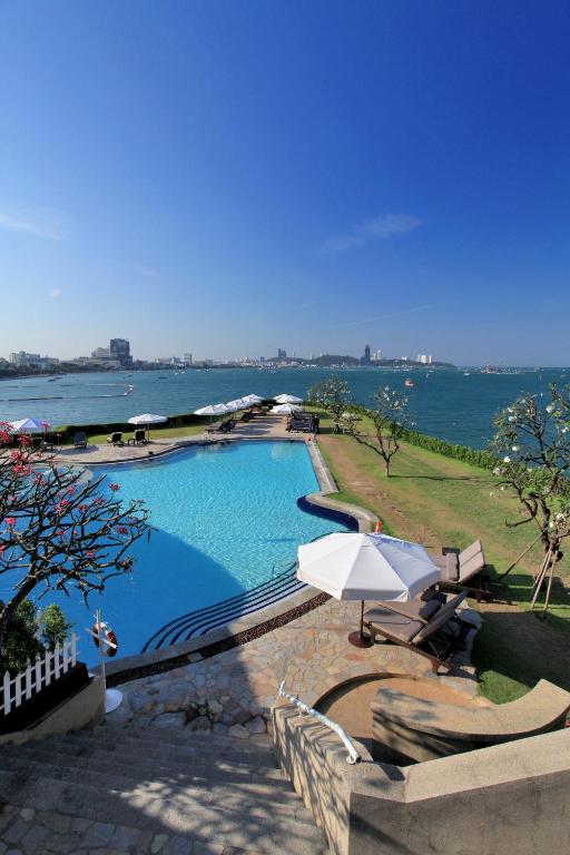 Dusit Thani Pattaya - SHA Extra Plus