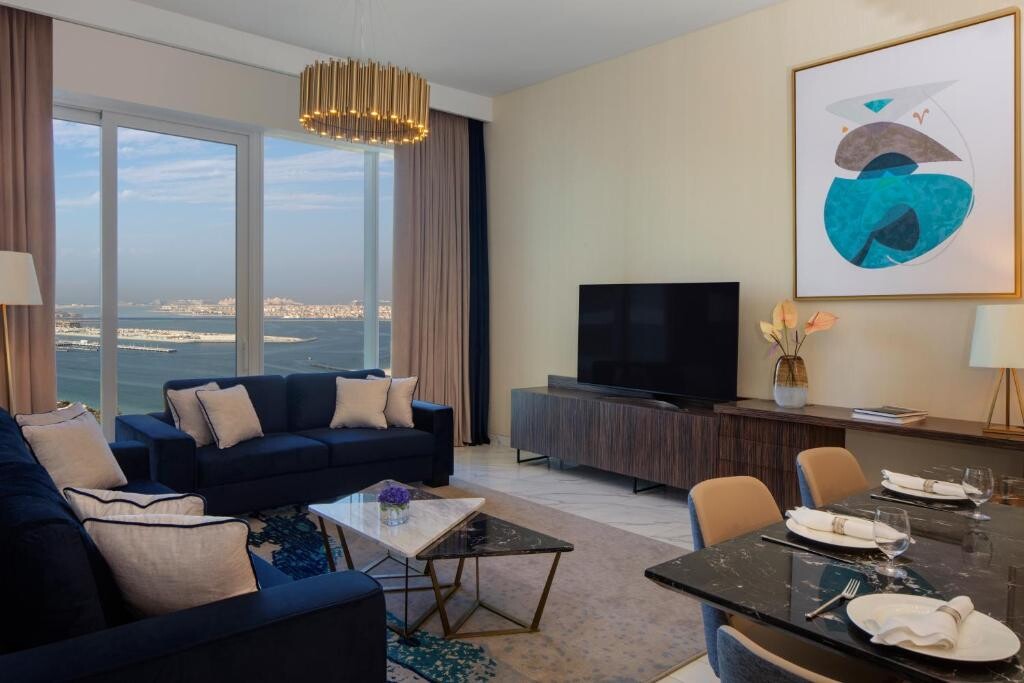 Avani Palm View Dubai Hotel