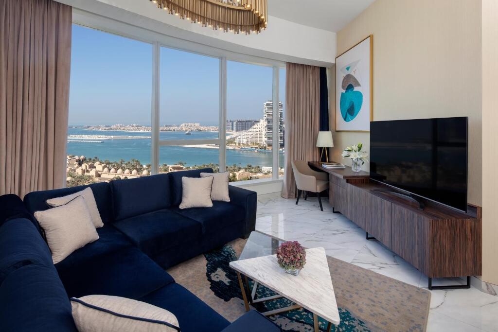 Avani Palm View Dubai Hotel