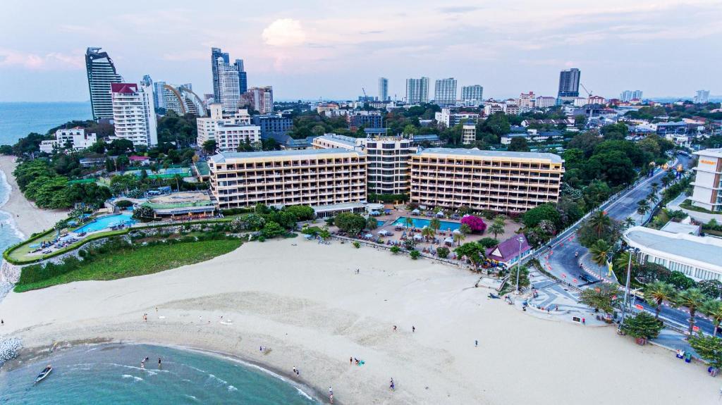 Dusit Thani Pattaya - SHA Extra Plus