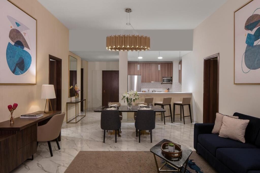Avani Palm View Dubai Hotel