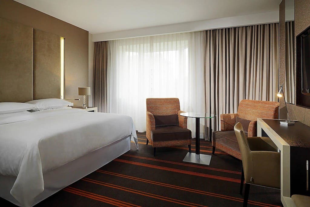 Sheraton Palace Hotel